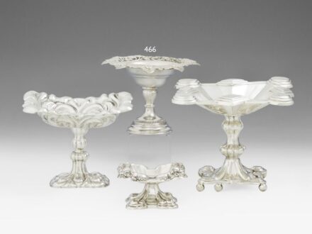 466. tétel: Bécsi biedermeier desszertestál, ezüst, 122 g.