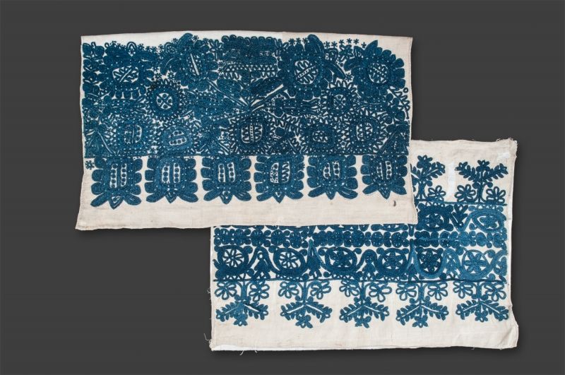 685. tétel, Párnahuzat, 2 db