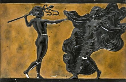 286. tétel,  Mitológiai relief
