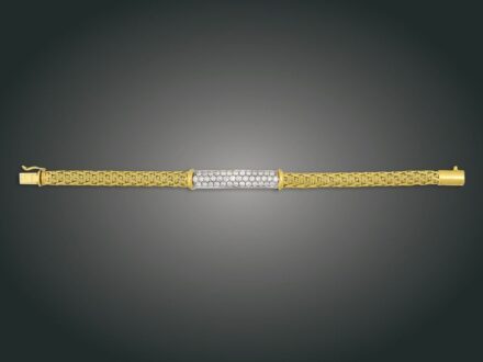 213. tétel, Karkötő, 18 k au, 40 bril. cca. 2,00 ct, 24,3 g