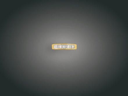 210. tétel, Gyűrű, 18 k au, 5 bril. cca. 1,20 ct, 7,1 g