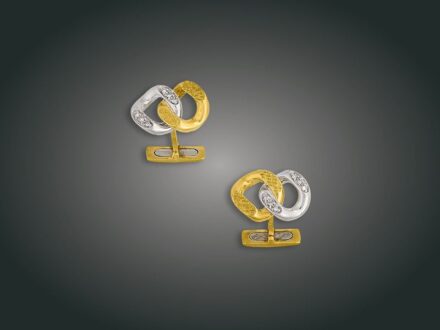 174. tétel, Kézelő, 18 k au, 12 bril. cca. 0,20 ct, 19,9 g