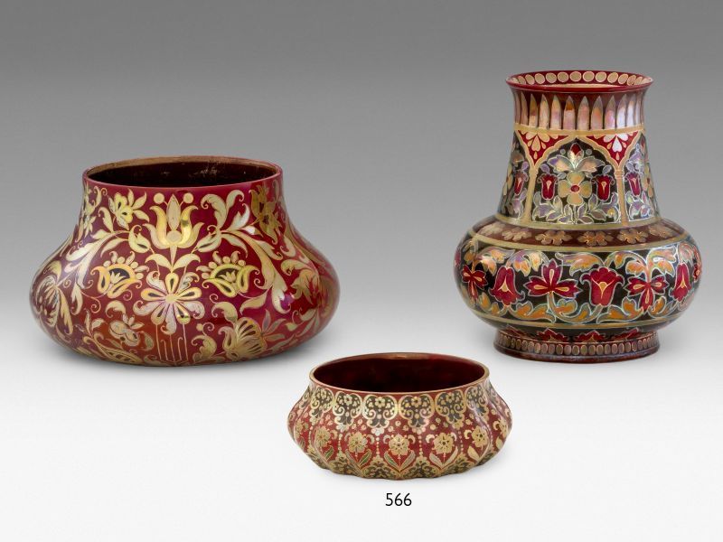 566. tétel, Zsolnay dísztálka