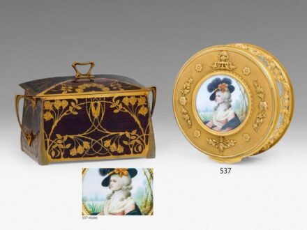 537. tétel, Díszdoboz