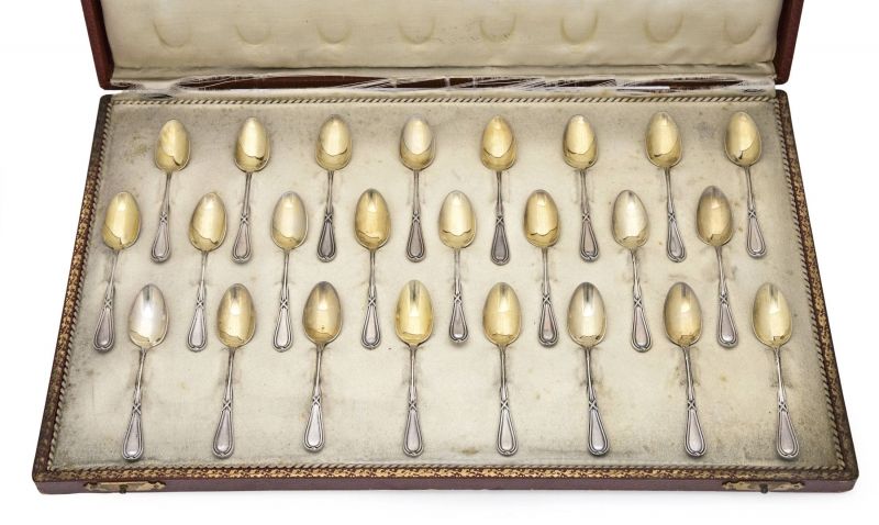 312. tétel, Mokkás készlet