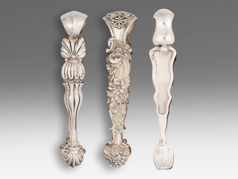 426. tétel, 3 darab cukorfogó