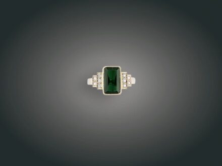 202. tétel, Gyűrű, 14 k au, turmalin, 10 bril. cca. 0,25 ct, 5,2 g