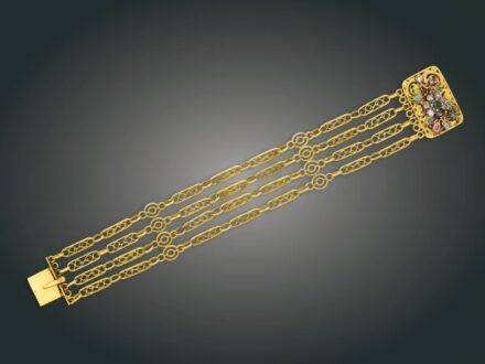 182. tétel, Karkötő, 14 k au, 9 gyém. cca. 0,30 ct, 20,6 g