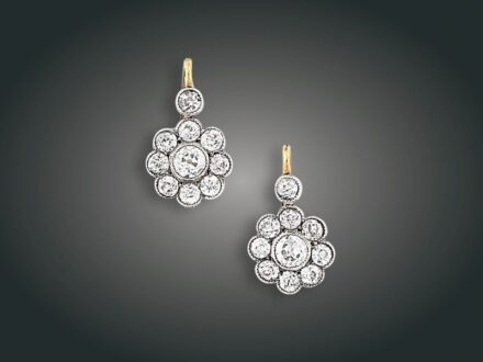 79. tétel, Fülbevaló, 9 k au, 20 bril. cca. 2,0 ct, 3,8 g