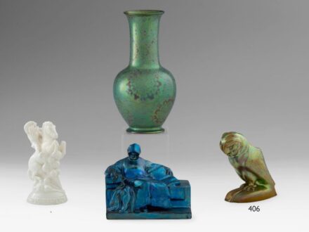 406. tétel, Zsolnay figurális gyufatartó