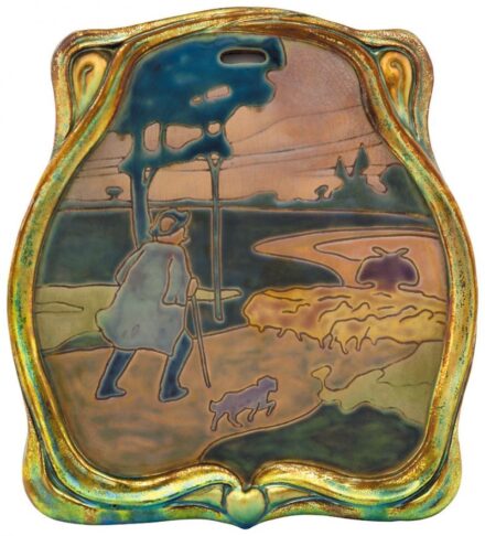 180. tétel, "Nabis" falikép, hazatérő juhász képével, Zsolnay, 1905 körül