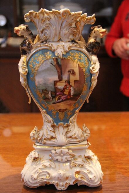 27. tétel, Biedermeier váza