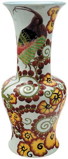141. tétel, Kínaizáló papagájos váza, Zsolnay, 1910 körül, Dekorterv: Sikorski Tádé