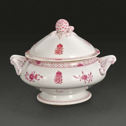 881. tétel, Leveses tál