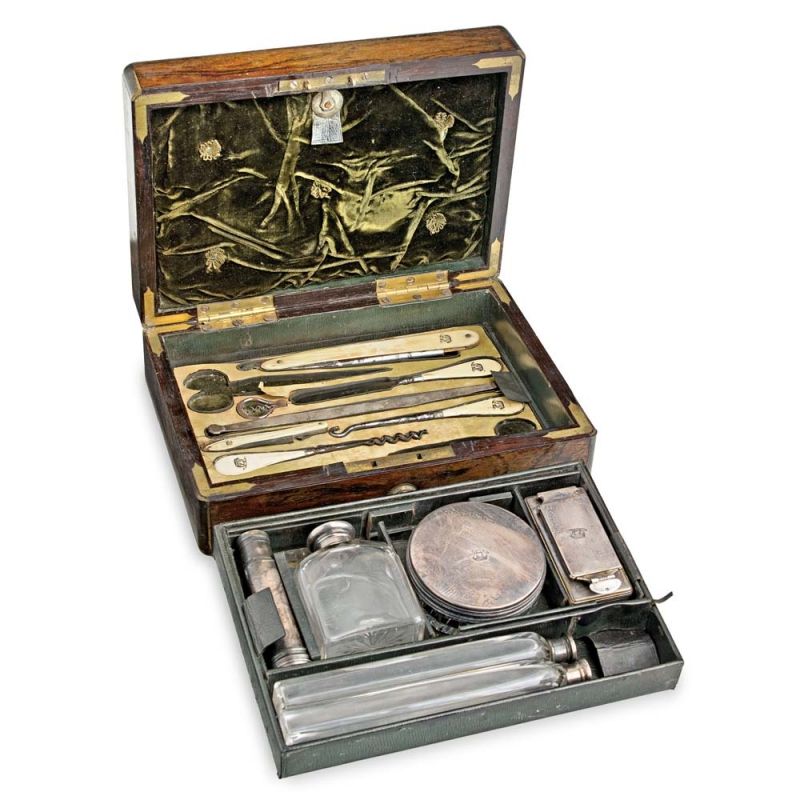 1033. tétel, Úti borbély készlet