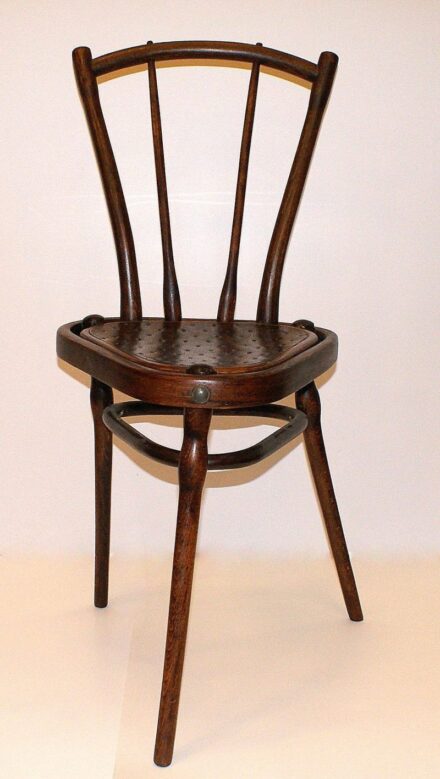205. tétel, Thonet háromlábú szék