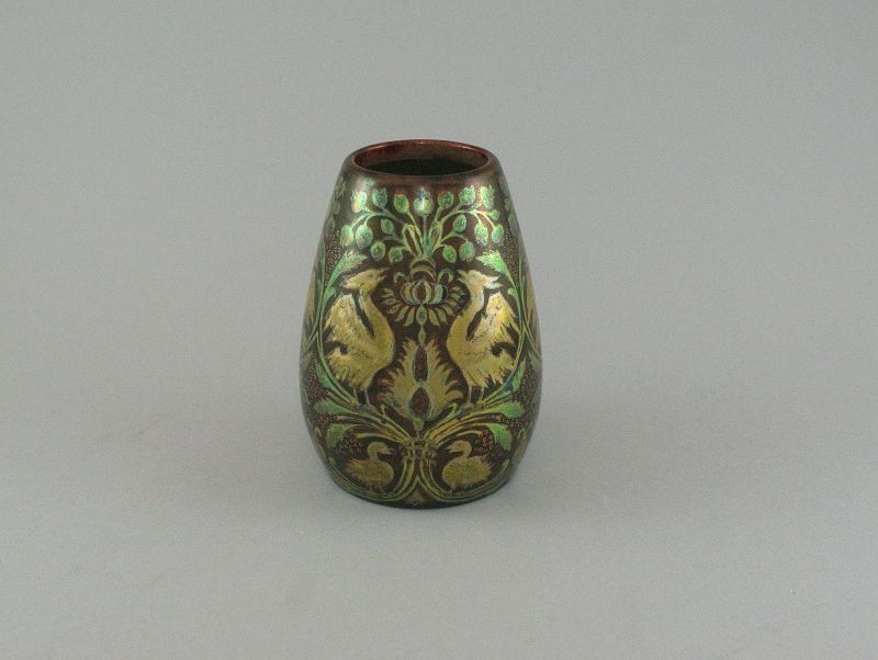 200. tétel, Zsolnay kisváza