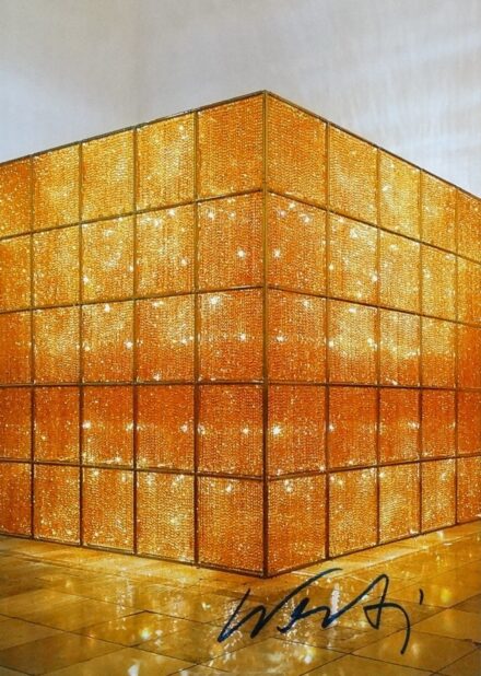 Ai Weiwei (1957-) : Arany kockák