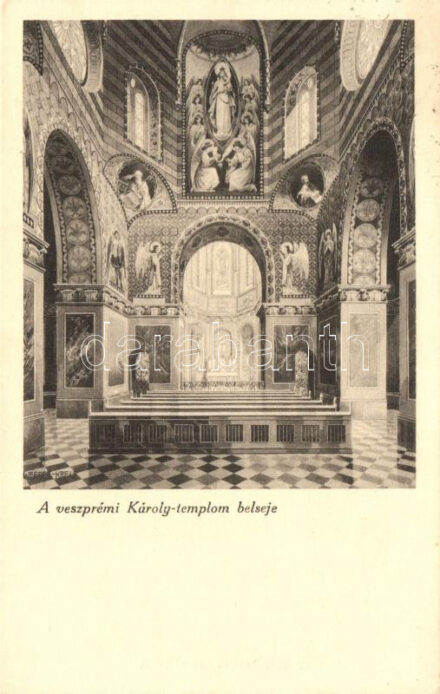Veszprém, Károly templom, belső