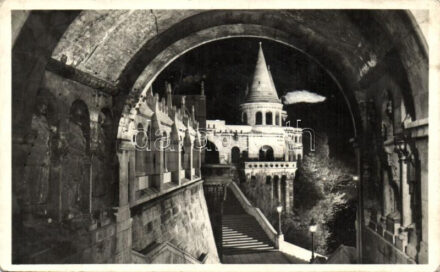 Budapest I. Halászbástya este (fl)