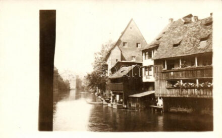 Nürnberg, Pegnitz river, houses photo