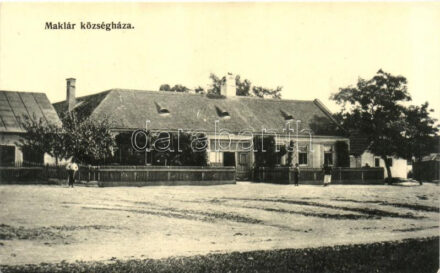 Maklár, községháza