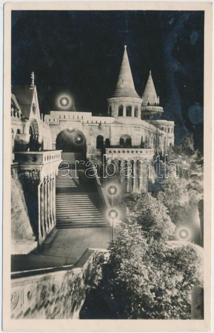 Budapest I. Halászbástya kivilágítva