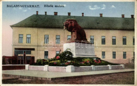 Balassagyarmat, Hősök szobra (EK)