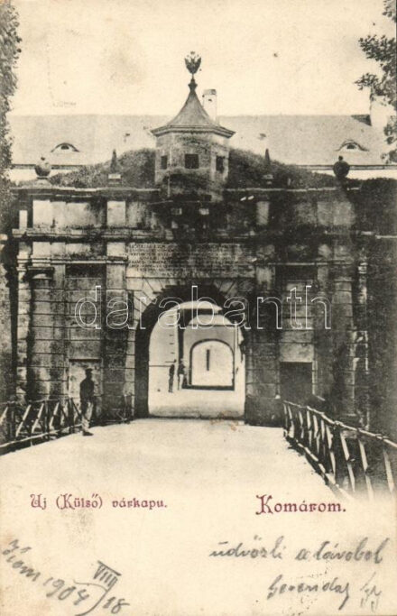 Komárom, Komárno; Új külső várkapu / castle gate (EK)