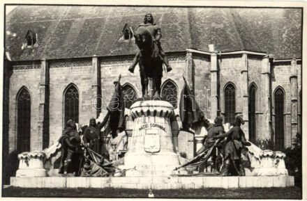 Kolozsvár, Mátyás király szobor / statue