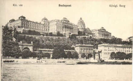 Budapest I. Királyi vár, gőzhajó (fl)