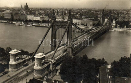 Budapest, Erzsébet híd, villamos