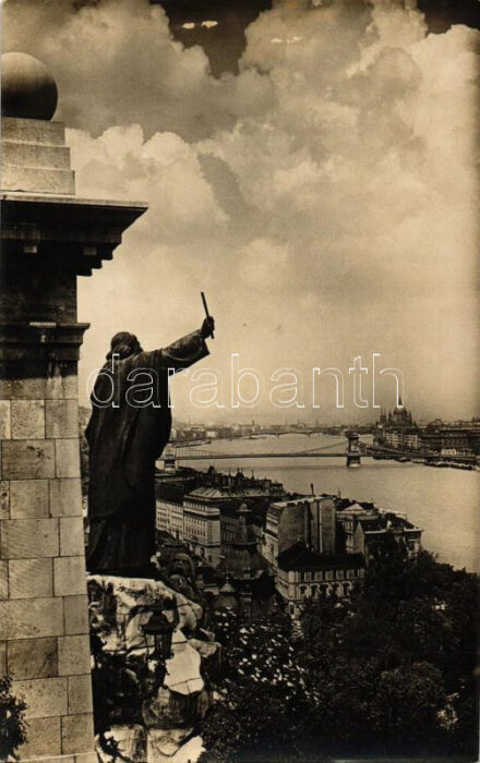 Budapest, Kilátás a Szent Gellért szobortól (EK)