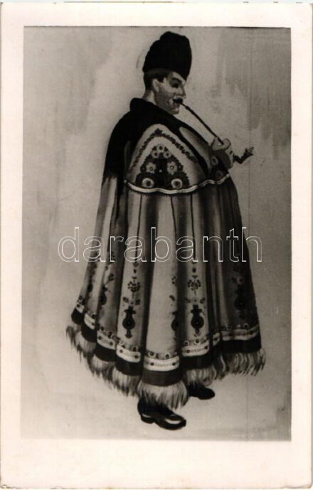 Díszlet részlet a Szombori M.K.E. első magyar 1941 népviseleti báljáról / Hungarian folklore