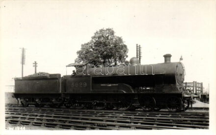 LNWR Prince of Wales class 4-6-0 locomotive, 'Thomas Gray'