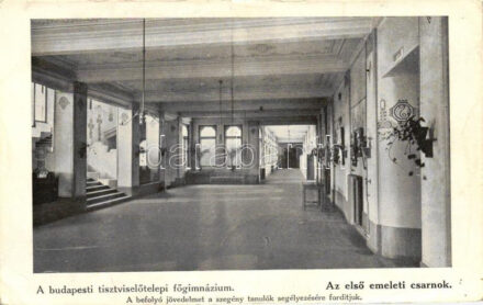 Budapest VIII. Tisztviselőtelepi Főgimnázium, első emeleti csarnok, belső (EB)