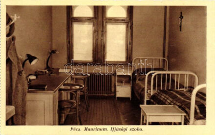 Pécs, Marianum, Ifjúsági szoba, belső