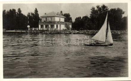 Balatonlelle-gyógyfürdő, Yacht-klub, vitorláshajó