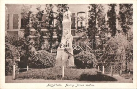 Nagykőrös, Arany János szobor