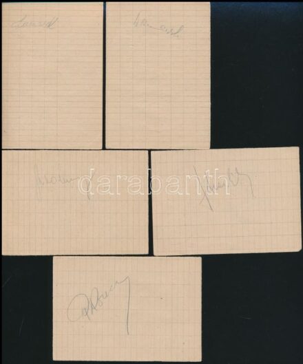 Lengyel labdarúgók (Gerard Cieślik, Henryk Skromny, Andrzej Wiśniewski,Glimos (?)) és Ryszard Tadeusz Koncewicz lengyel labdarúgó edző aláírásai papírlapokon, összesen 5 db