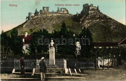 1908 Sümeg, vár, Kisfaludy Sándor szobor. Kiadja Beretzky Gyula