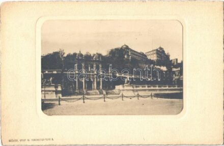 Budapest I. Várbazár, photo