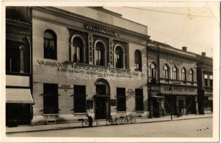 1941 Szombathely, Vasmegyei Mezőgazdasági Takarékpénztár székháza, Vastakarék, Vasmegyei Közraktárak Rt., Pesti Magyar kereskedelmi Bank leányintézete, Magyar Hollandi biztosító rt., Turul magyar országos biztosító intézet, Az