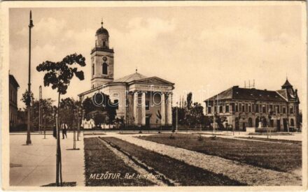 Mezőtúr, Református templom, Török üzlete. Borbély Gyula kiadása (EK)