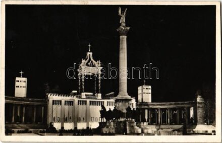 1938 Budapest XXXIV. Nemzetközi Eucharisztikus Kongresszus főoltára este / 34th International Eucharistic Congress, main altar at night