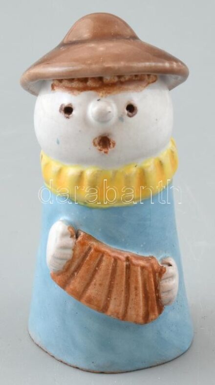 Kerámia figura, színesen festett, jelzett: XX Hungary. m: 7 cm