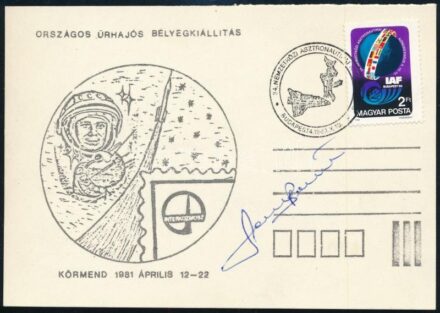 Farkas Bertalan magyar űrhajós aláírása alkalmi levezőlapon / autograph signature of Hungarian astronaut
