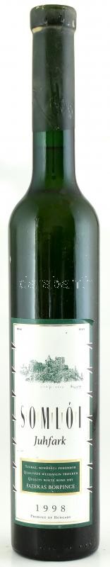 1998 Fazekas Borpince Somlói Juhfark, szakszerűen tárolt, bontatlan palack száraz fehérbor, abv: 12%, 0,5l.