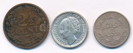 Holland Kelet-India 1/4G Ag + Curacao 1948. 2 1/2c Br + 1/4G Ag T:1--3 Netherlands Indie 1/4 Gulden Ag + Curacao 1948. 2 1/2 Cent Br + 1/4 Gulden Ag C:AU-F