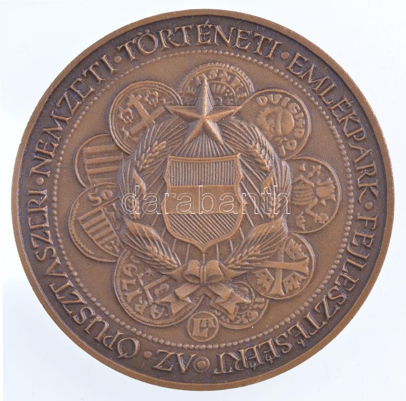 DN 'Az Ópusztaszeri Nemzeti Történeti Emlékpark fejlesztéséért' kétoldalas Br emlékérem díszdobozban (52mm) T:2